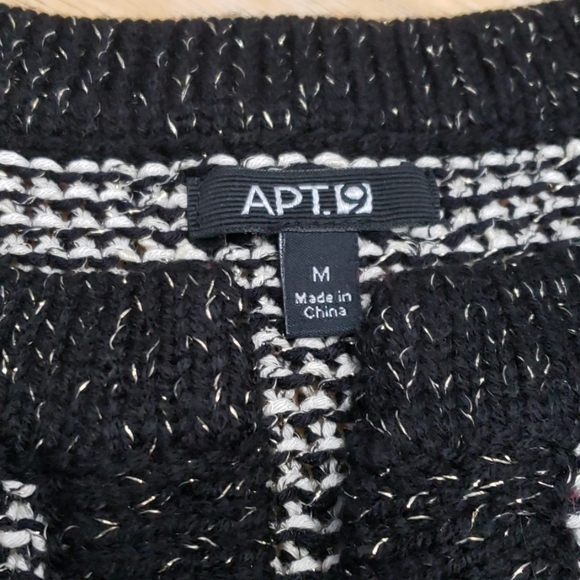 Glittery Cropped Cardigan - Picture 6 of 8